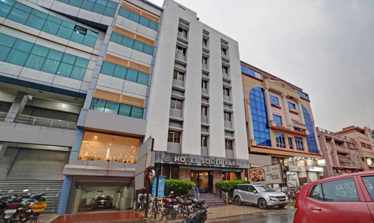 Hotel South Park Jamshedpur Ngoại thất bức ảnh